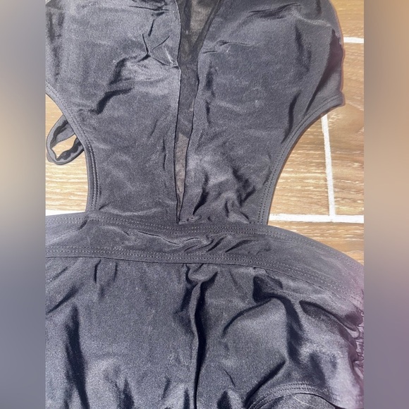 - CUPSHE Mesh Side Cutout Ruched Drawstring Monokini Swimsuit size Medium - Picture 7 of 15